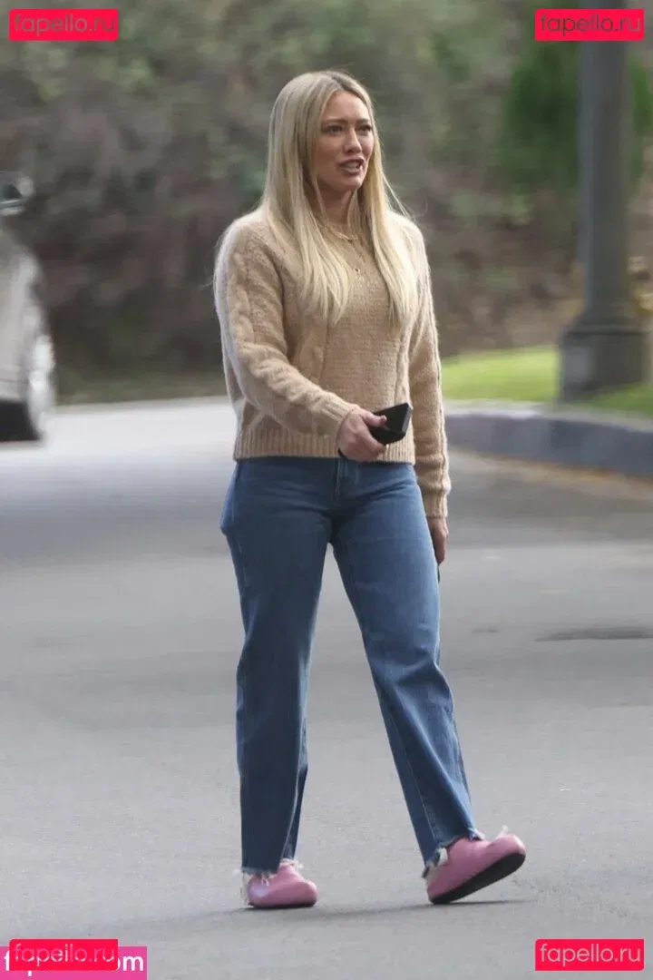 Hilary Duff Onlyfans Photo Gallery 