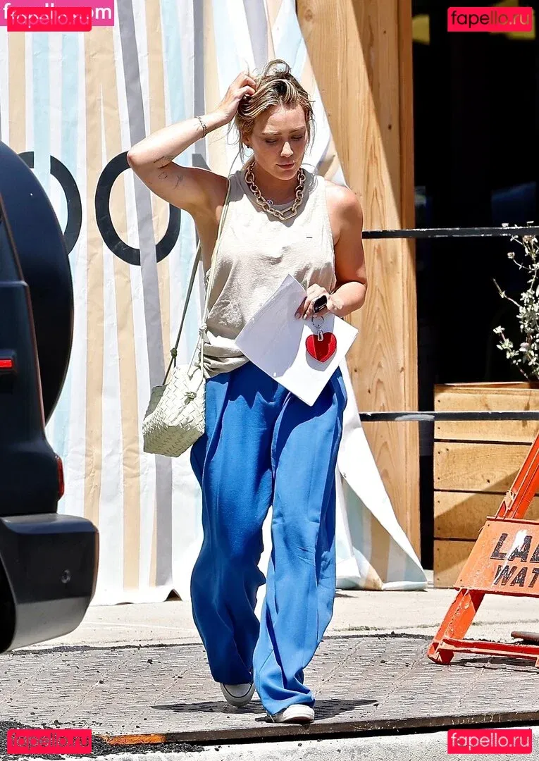 Hilary Duff Onlyfans Photo Gallery 