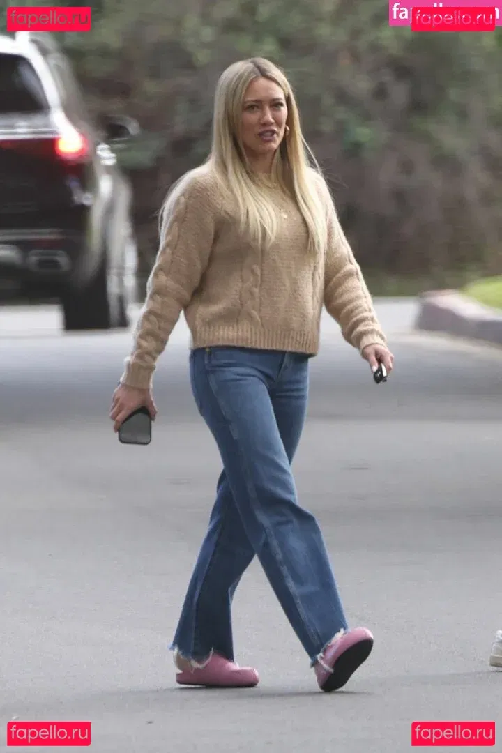 Hilary Duff Onlyfans Photo Gallery 