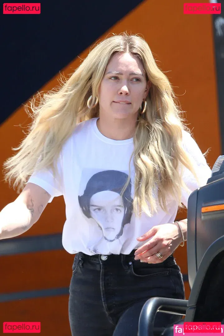 Hilary Duff Onlyfans Photo Gallery 