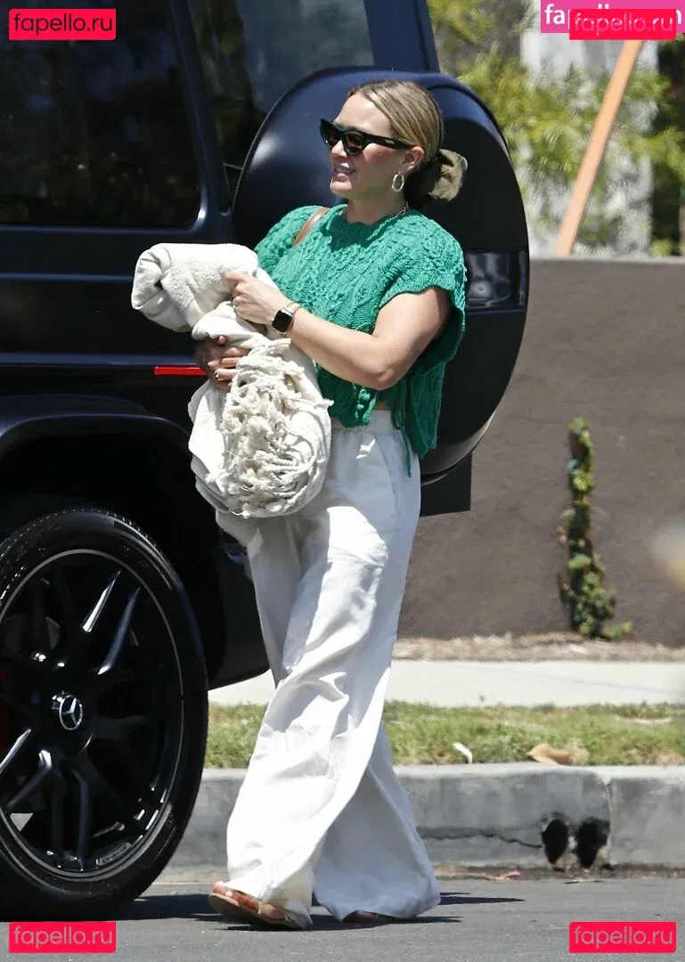 Hilary Duff Onlyfans Photo Gallery 