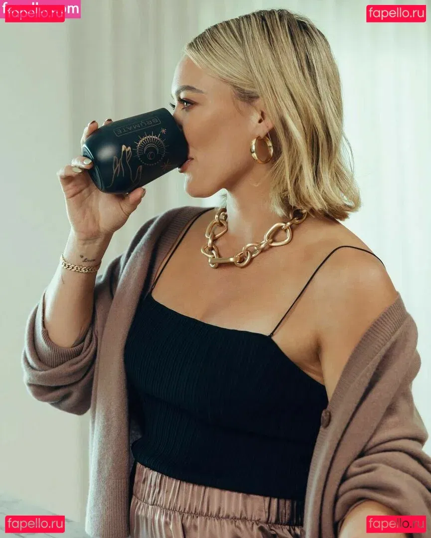 Hilary Duff Onlyfans Photo Gallery 