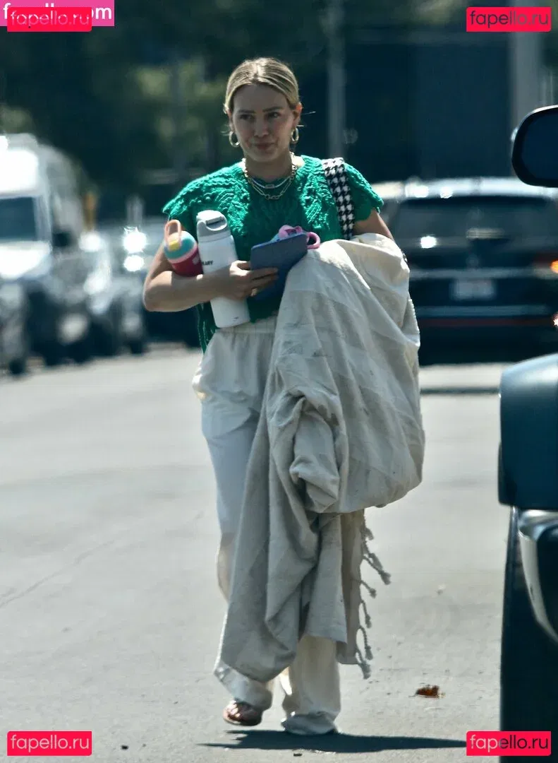 Hilary Duff Onlyfans Photo Gallery 