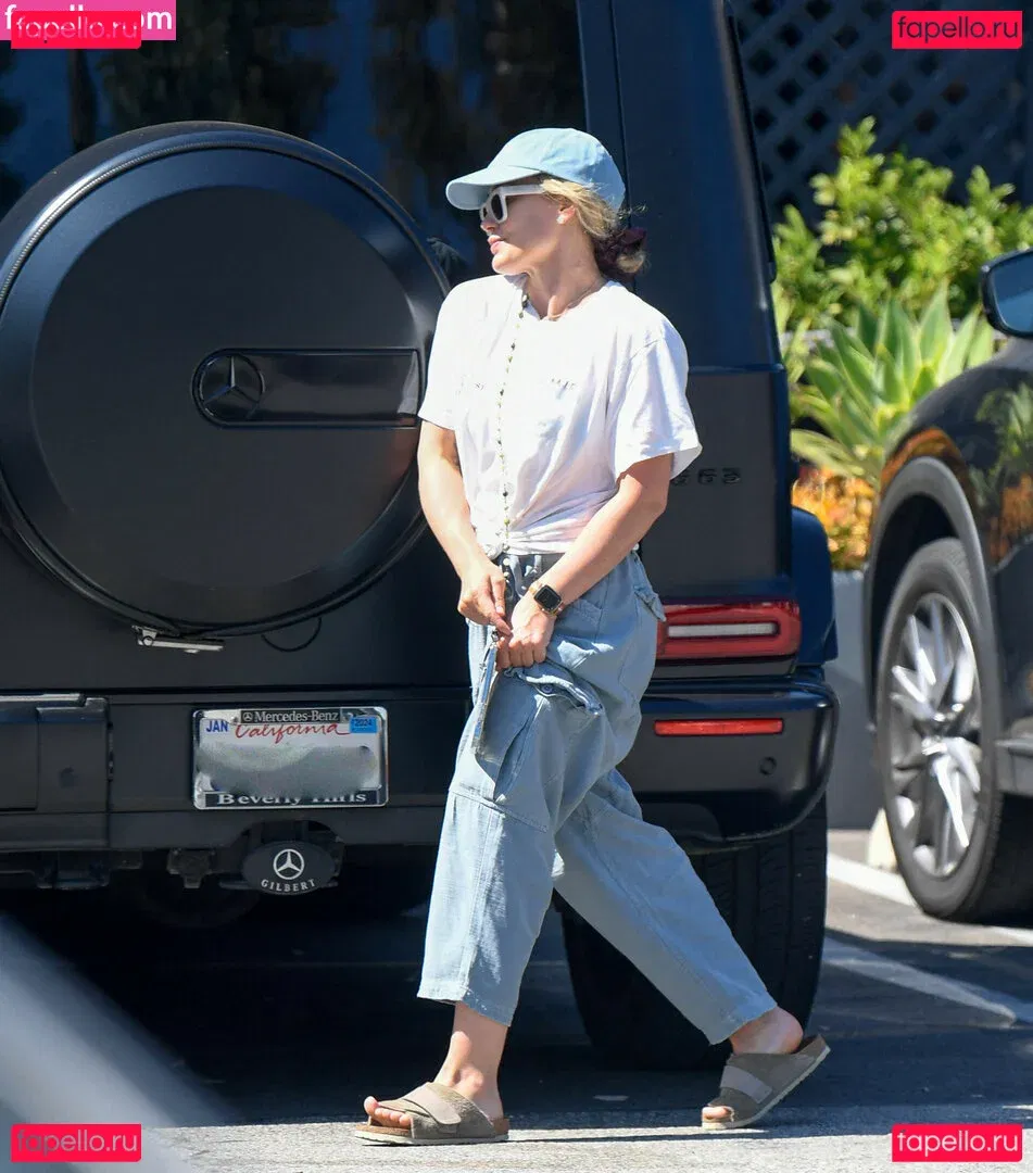 Hilary Duff Onlyfans Photo Gallery 