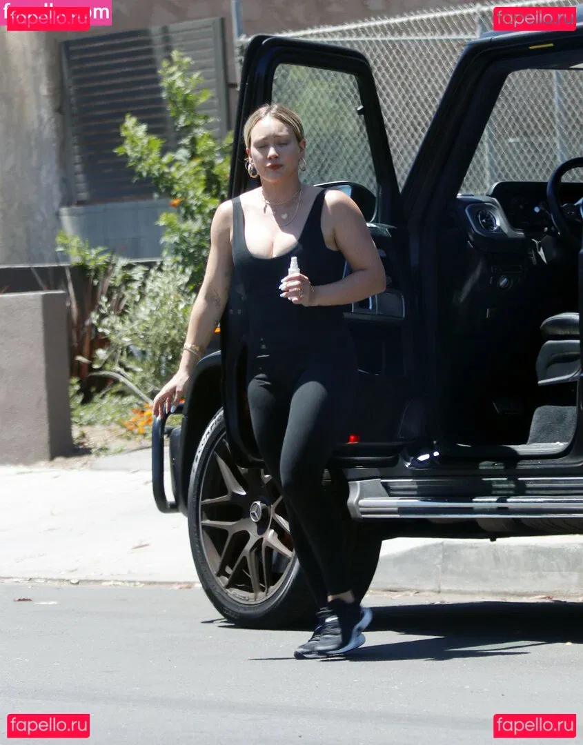 Hilary Duff Onlyfans Photo Gallery 