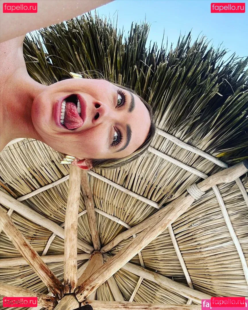 Hilary Duff Onlyfans Photo Gallery 