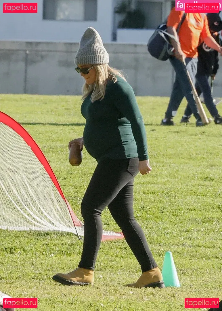 Hilary Duff Onlyfans Photo Gallery 