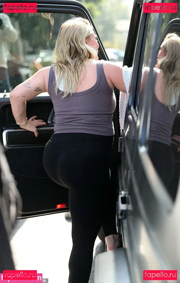 Hilary Duff Onlyfans Photo Gallery 