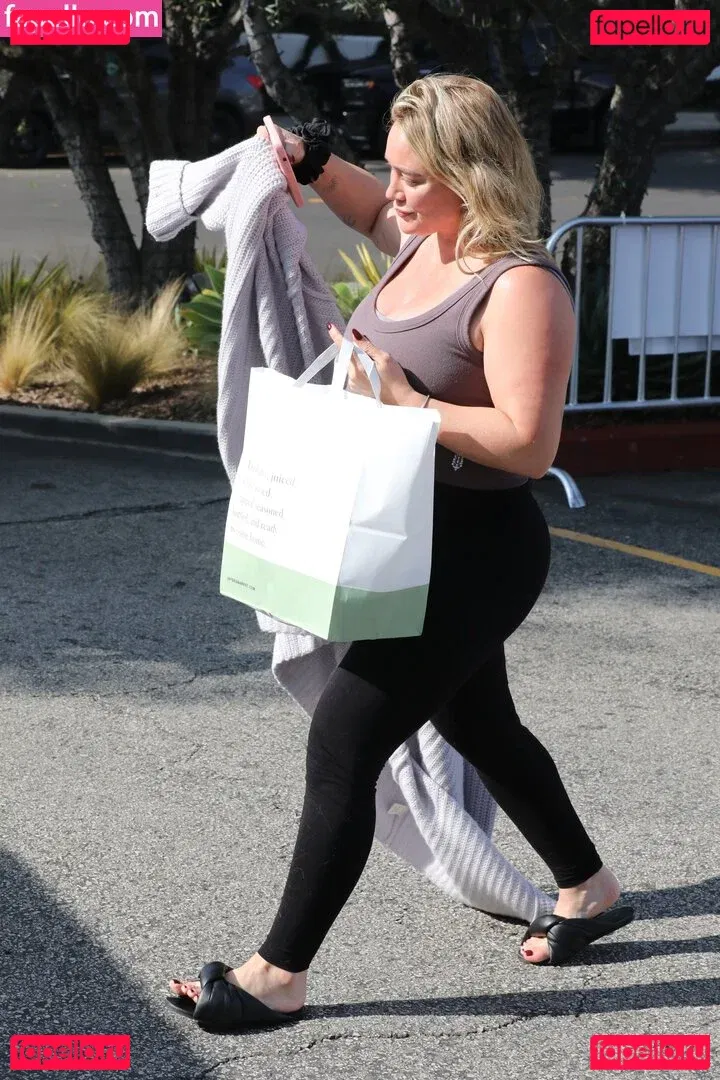 Hilary Duff Onlyfans Photo Gallery 