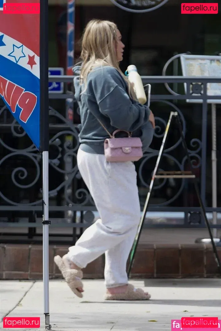 Hilary Duff Onlyfans Photo Gallery 