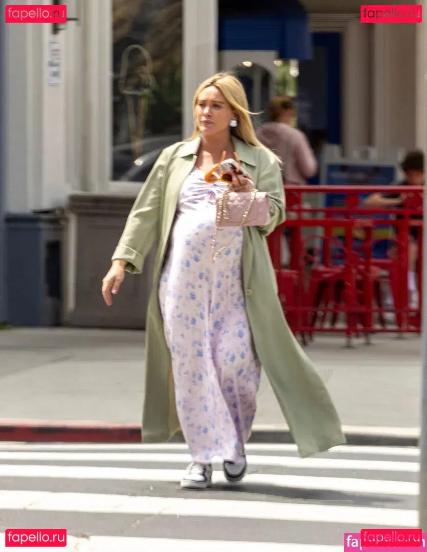 Hilary Duff Onlyfans Photo Gallery 