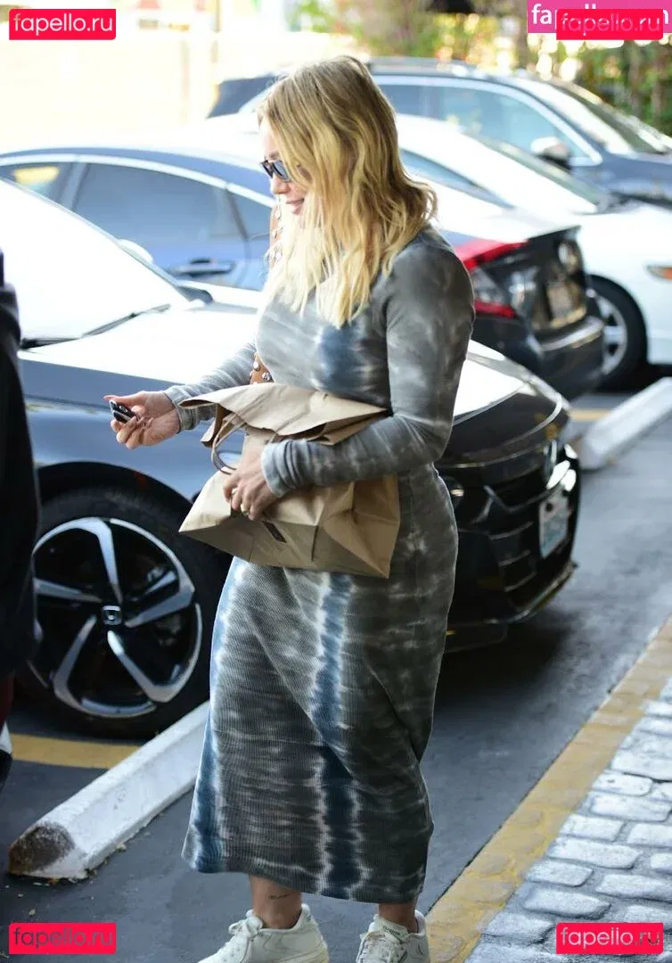 Hilary Duff Onlyfans Photo Gallery 