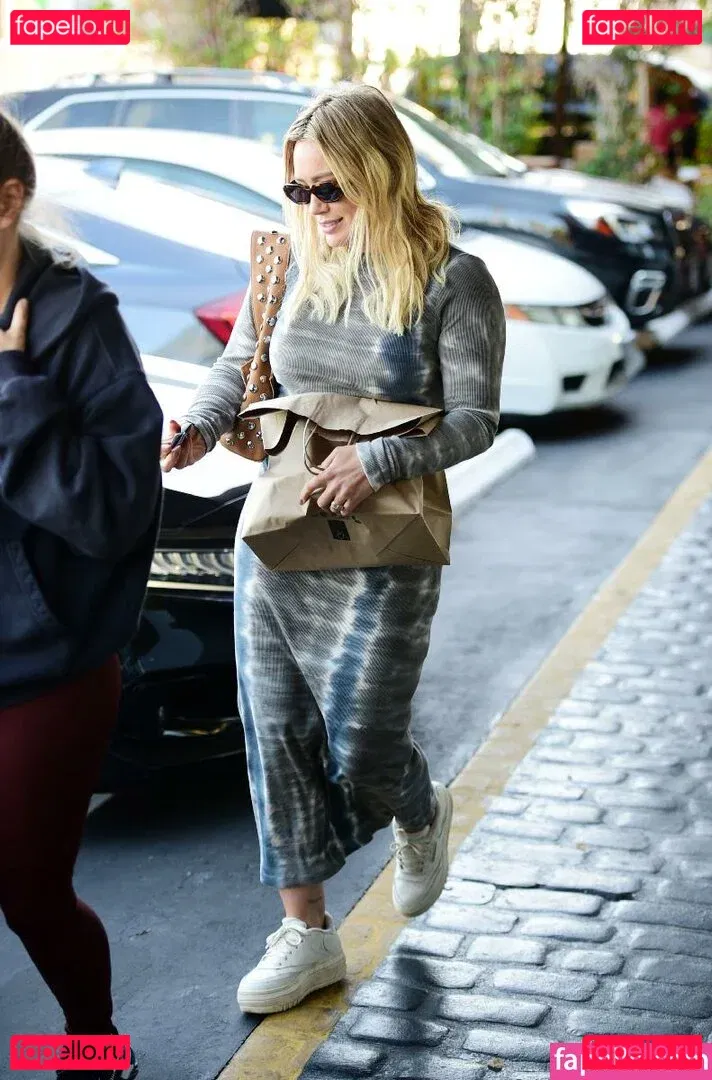 Hilary Duff Onlyfans Photo Gallery 