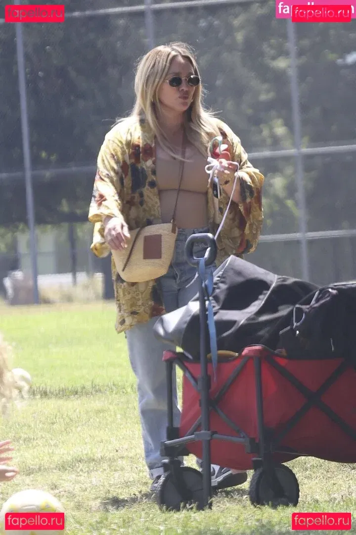 Hilary Duff Onlyfans Photo Gallery 