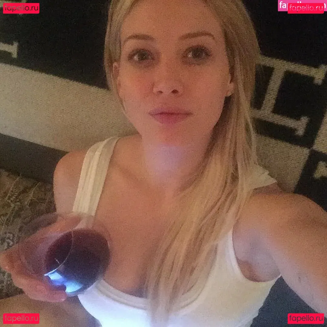 Hilary Duff Onlyfans Photo Gallery 