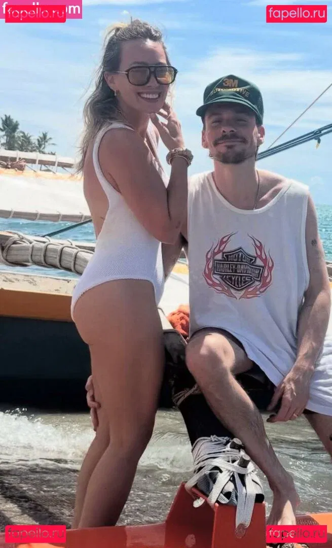 Hilary Duff Onlyfans Photo Gallery 