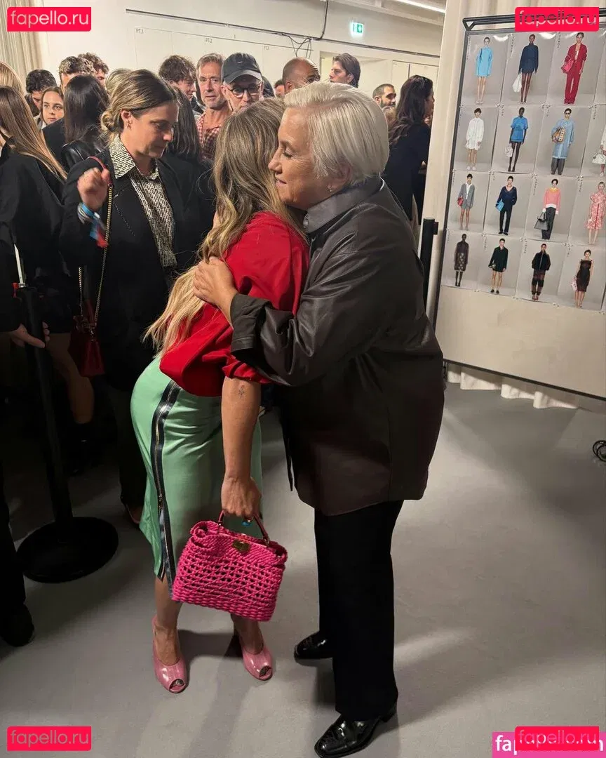 Hilary Duff Onlyfans Photo Gallery 