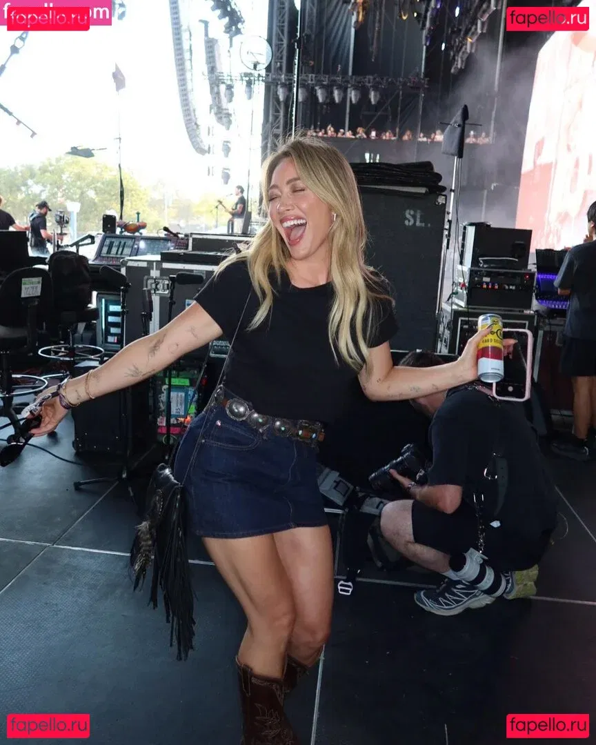 Hilary Duff Onlyfans Photo Gallery 