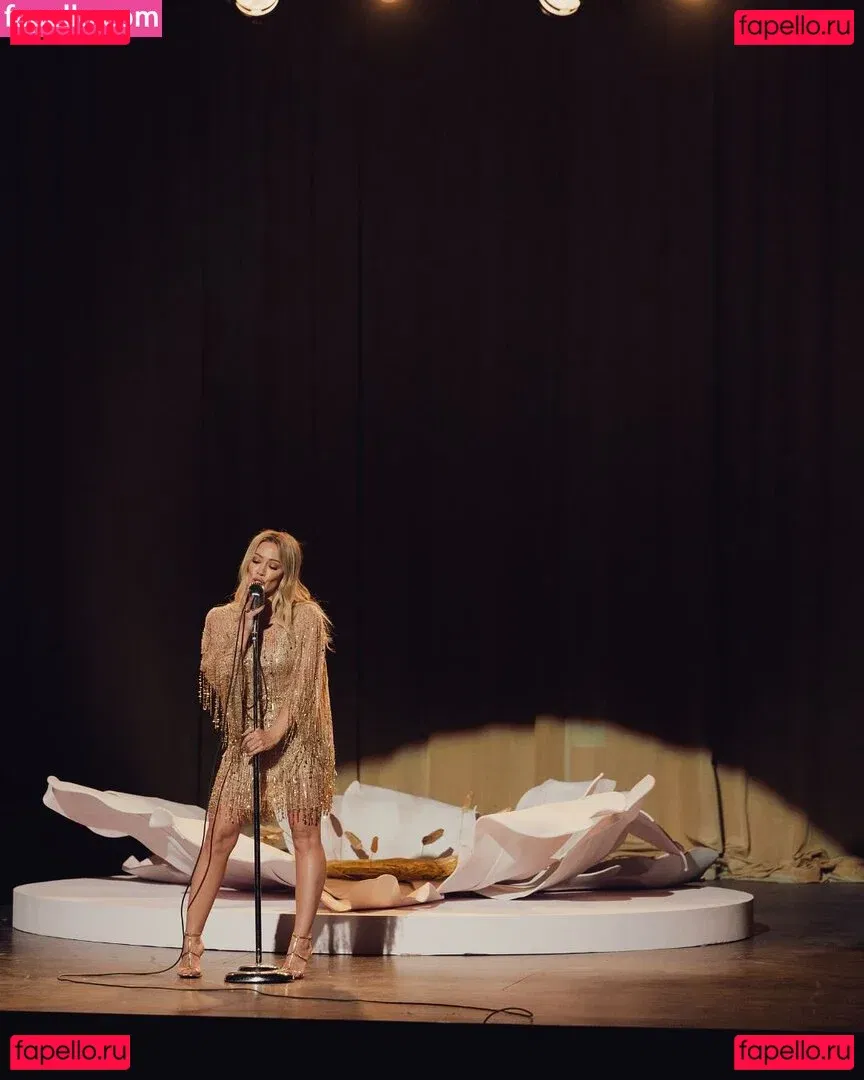 Hilary Duff Onlyfans Photo Gallery 