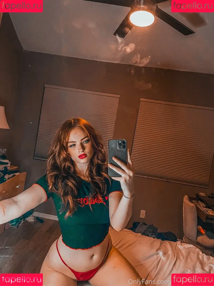 lindsaylohann Onlyfans Photo Gallery 