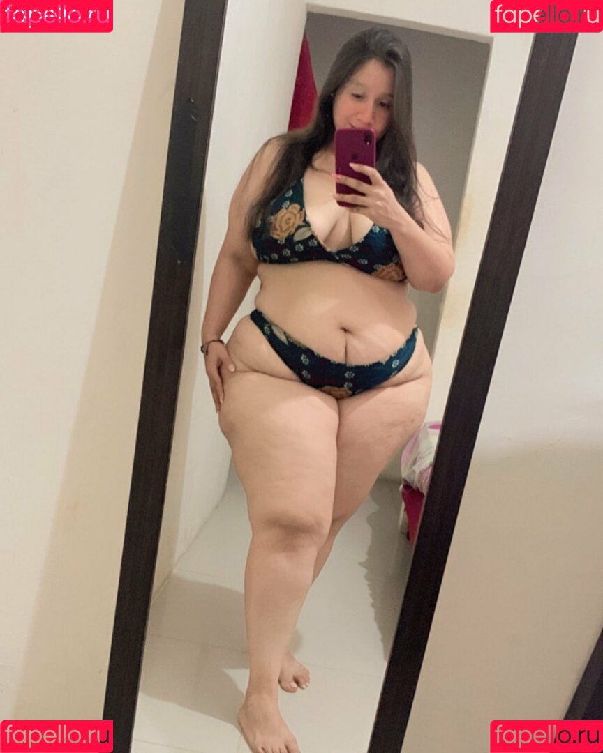 Andreina Valencia Onlyfans Photo Gallery 