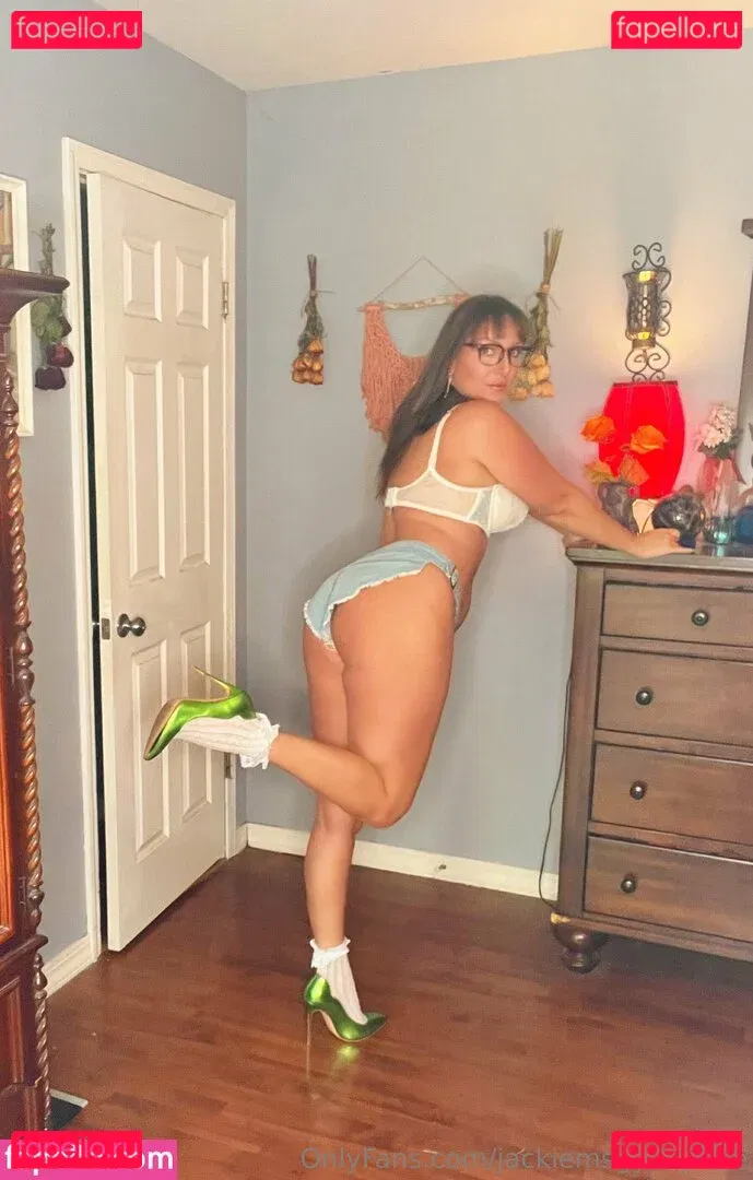 jackiemsgypsyfree Onlyfans Photo Gallery 