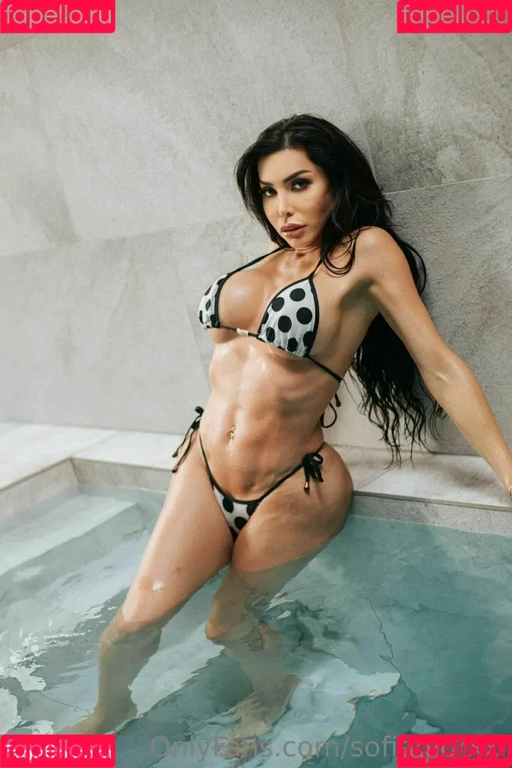 sofiadiorxxl Onlyfans Photo Gallery 