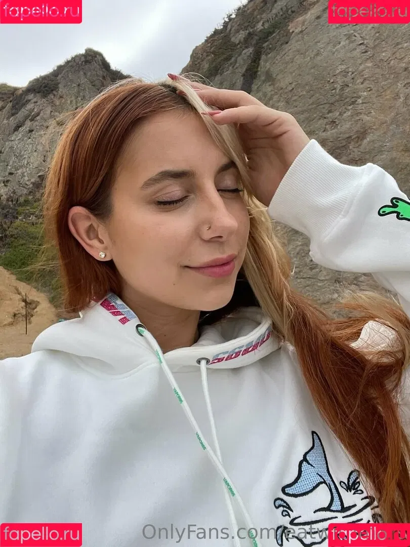 Eatwithmars Onlyfans Photo Gallery 