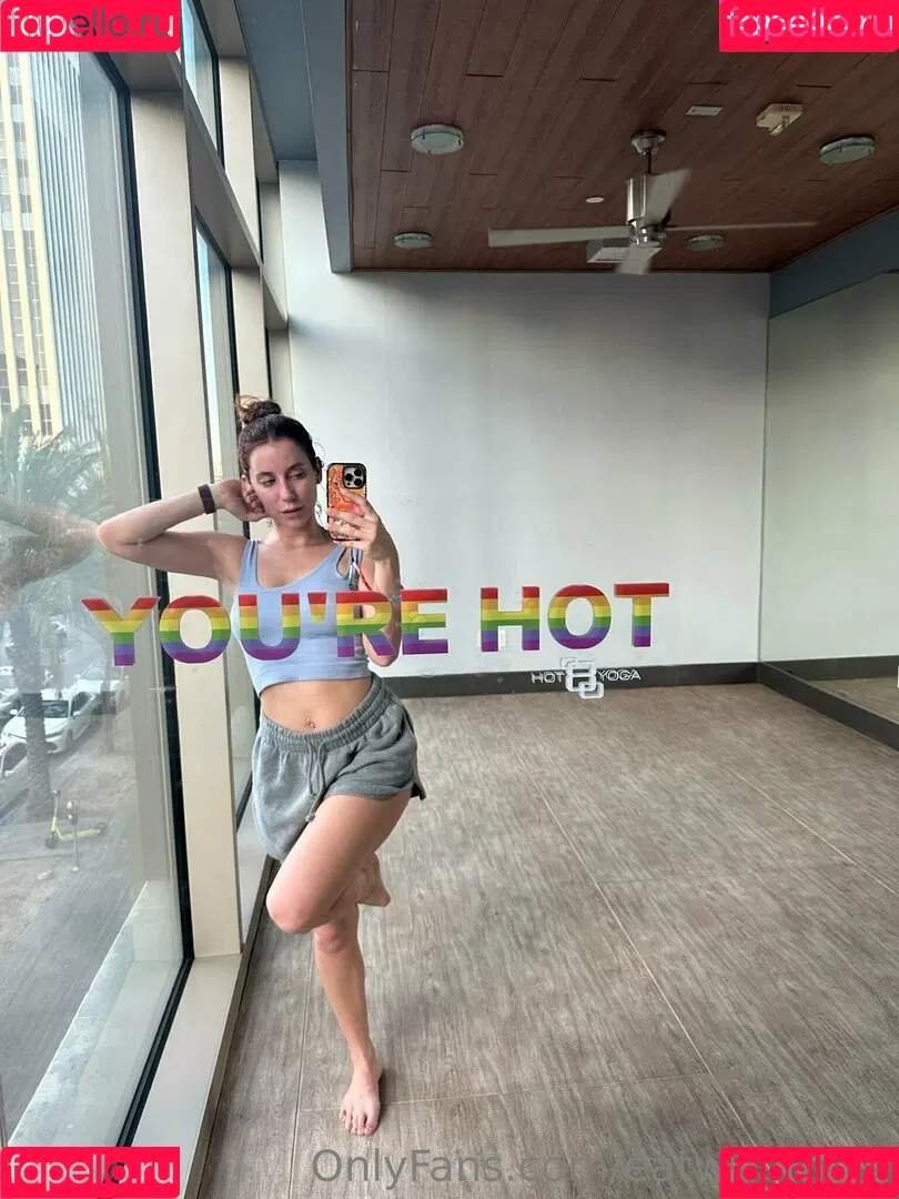 Eatwithmars Onlyfans Photo Gallery 