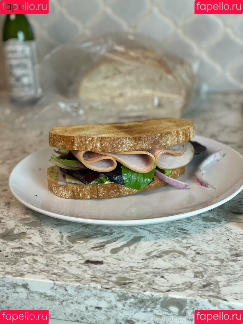 Eatwithmars Onlyfans Photo Gallery 