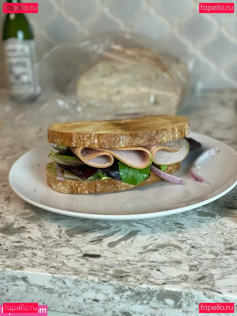 Eatwithmars Onlyfans Photo Gallery 