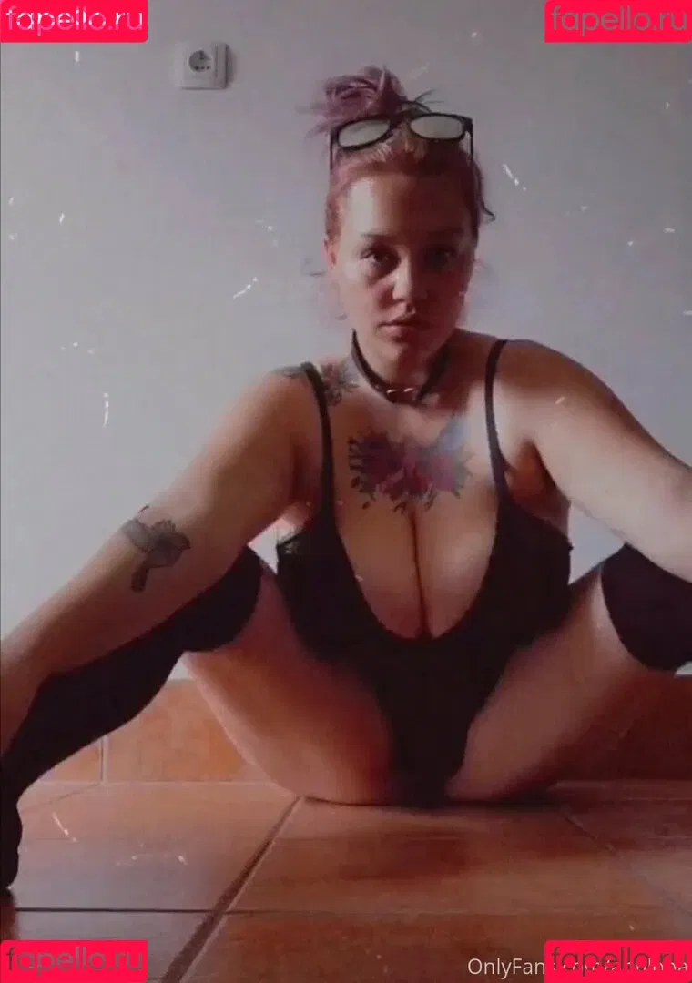 antilopa Onlyfans Photo Gallery 