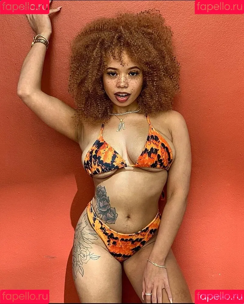mayaregiii Onlyfans Photo Gallery 
