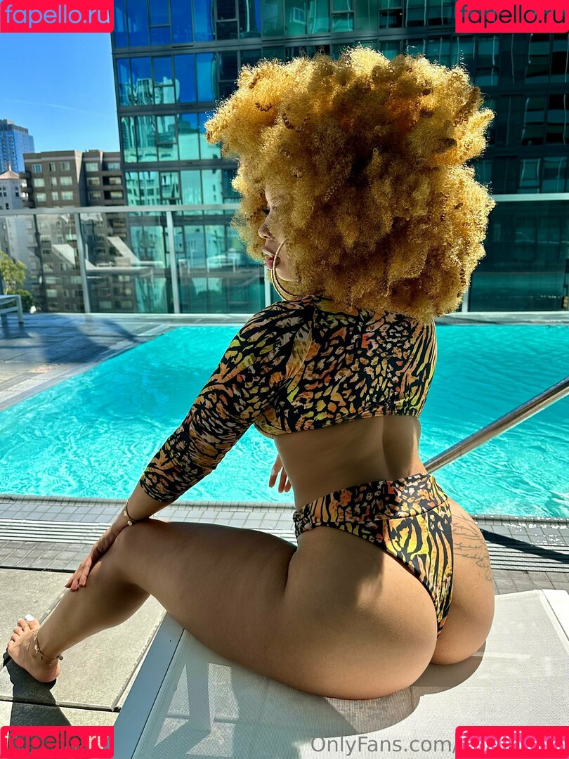 mayaregiii Onlyfans Photo Gallery 