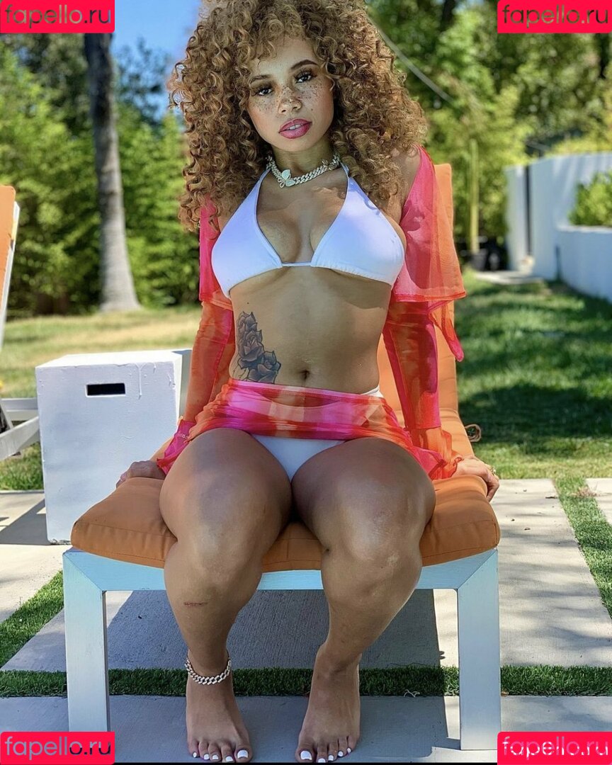 mayaregiii Onlyfans Photo Gallery 