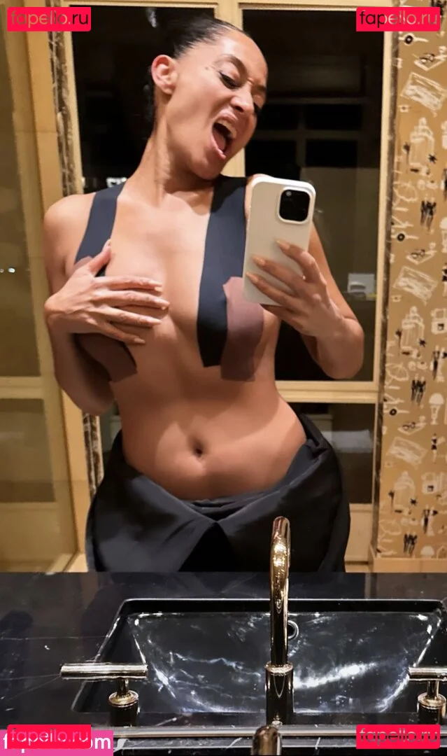 Tracee Ellis Ross Onlyfans Photo Gallery 