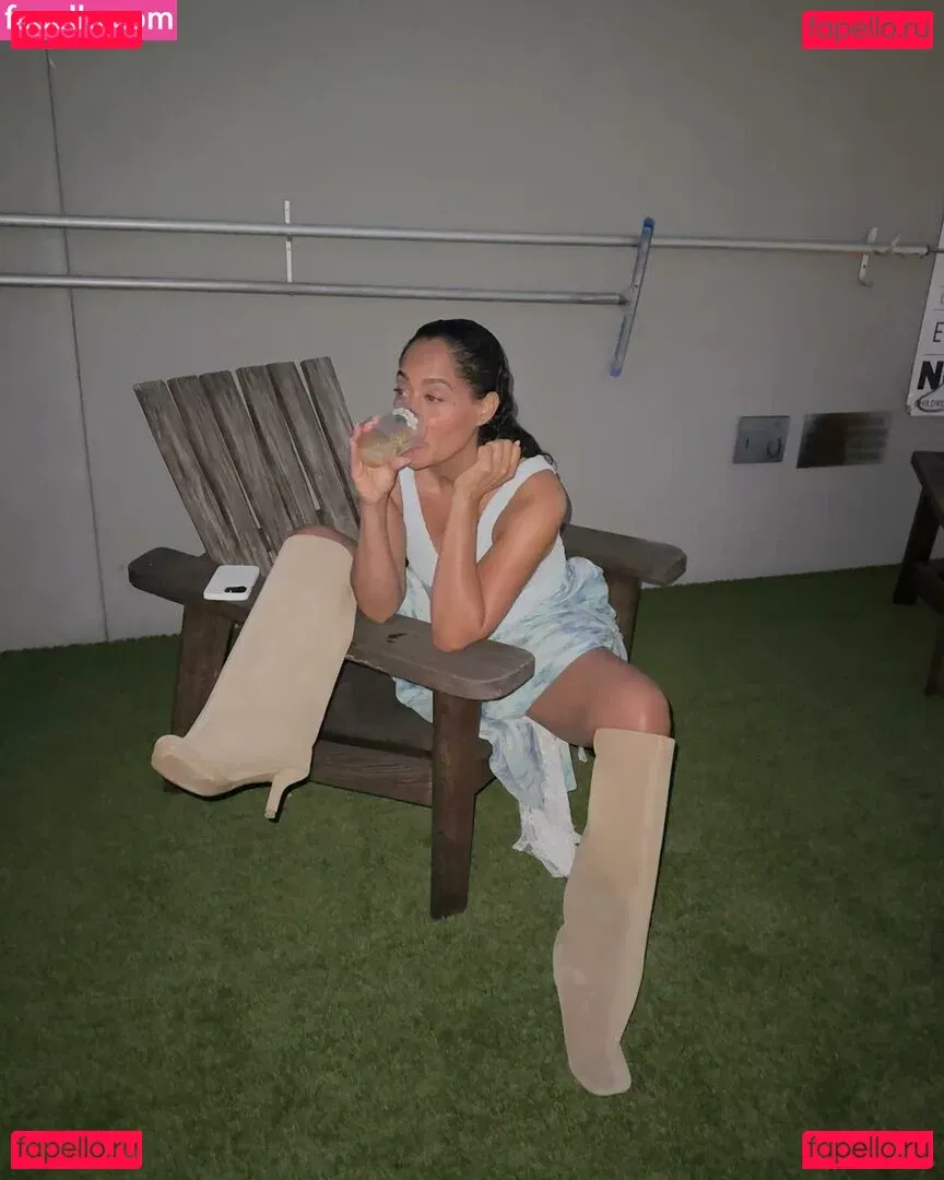 Tracee Ellis Ross Onlyfans Photo Gallery 