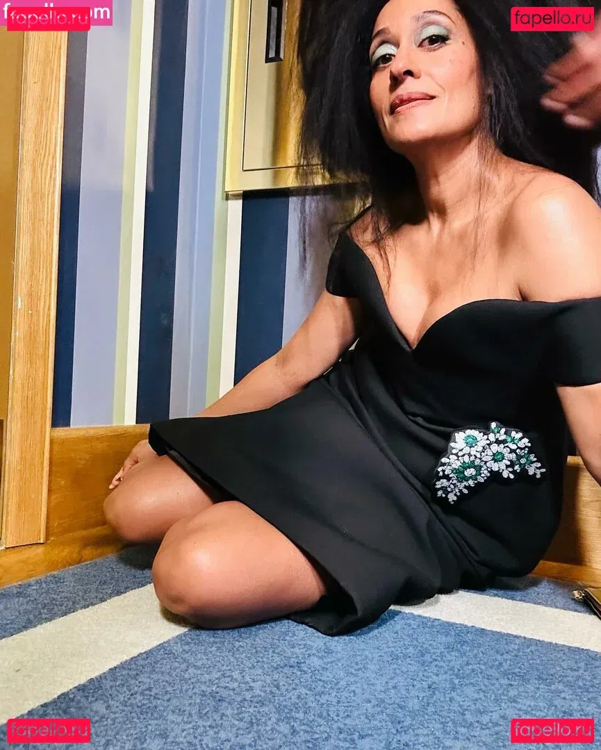 Tracee Ellis Ross Onlyfans Photo Gallery 