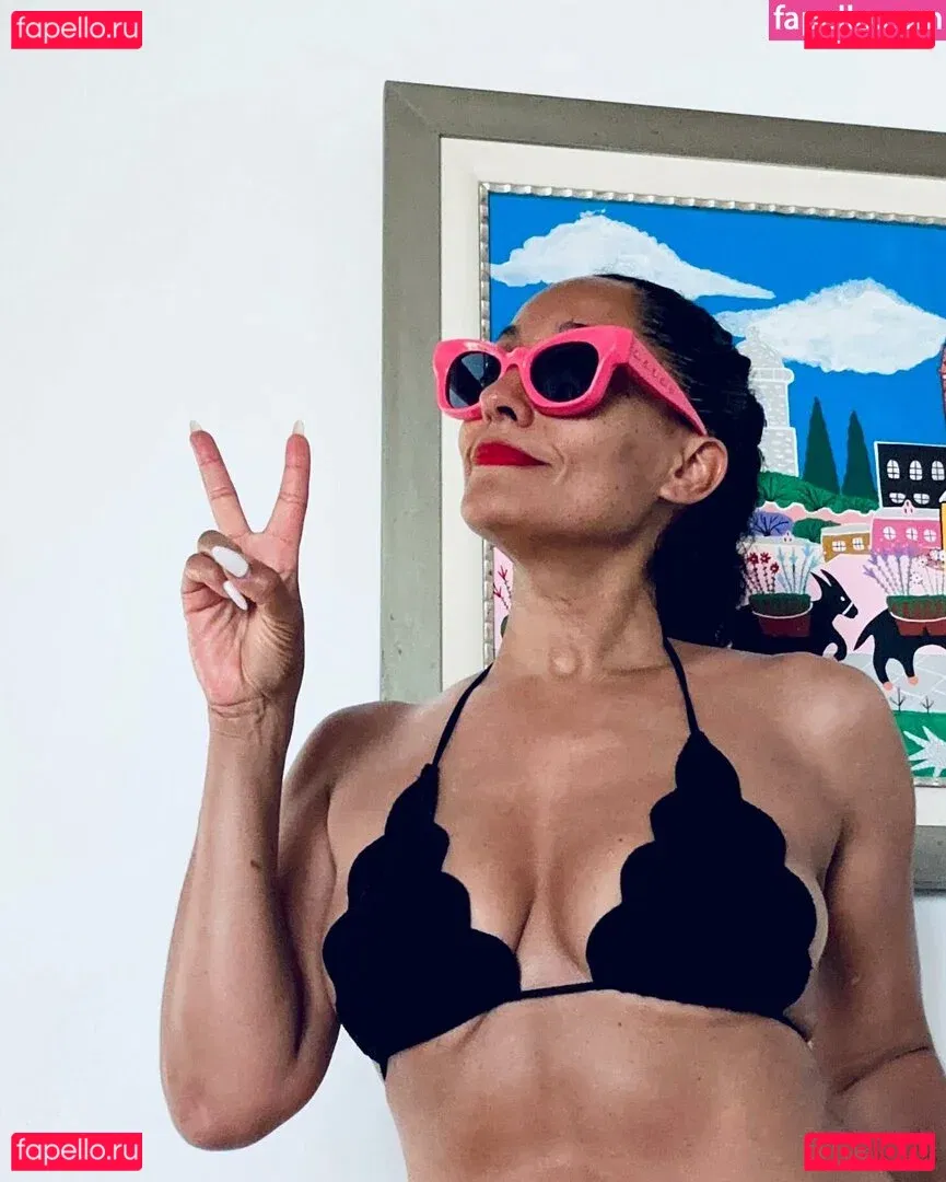 Tracee Ellis Ross Onlyfans Photo Gallery 