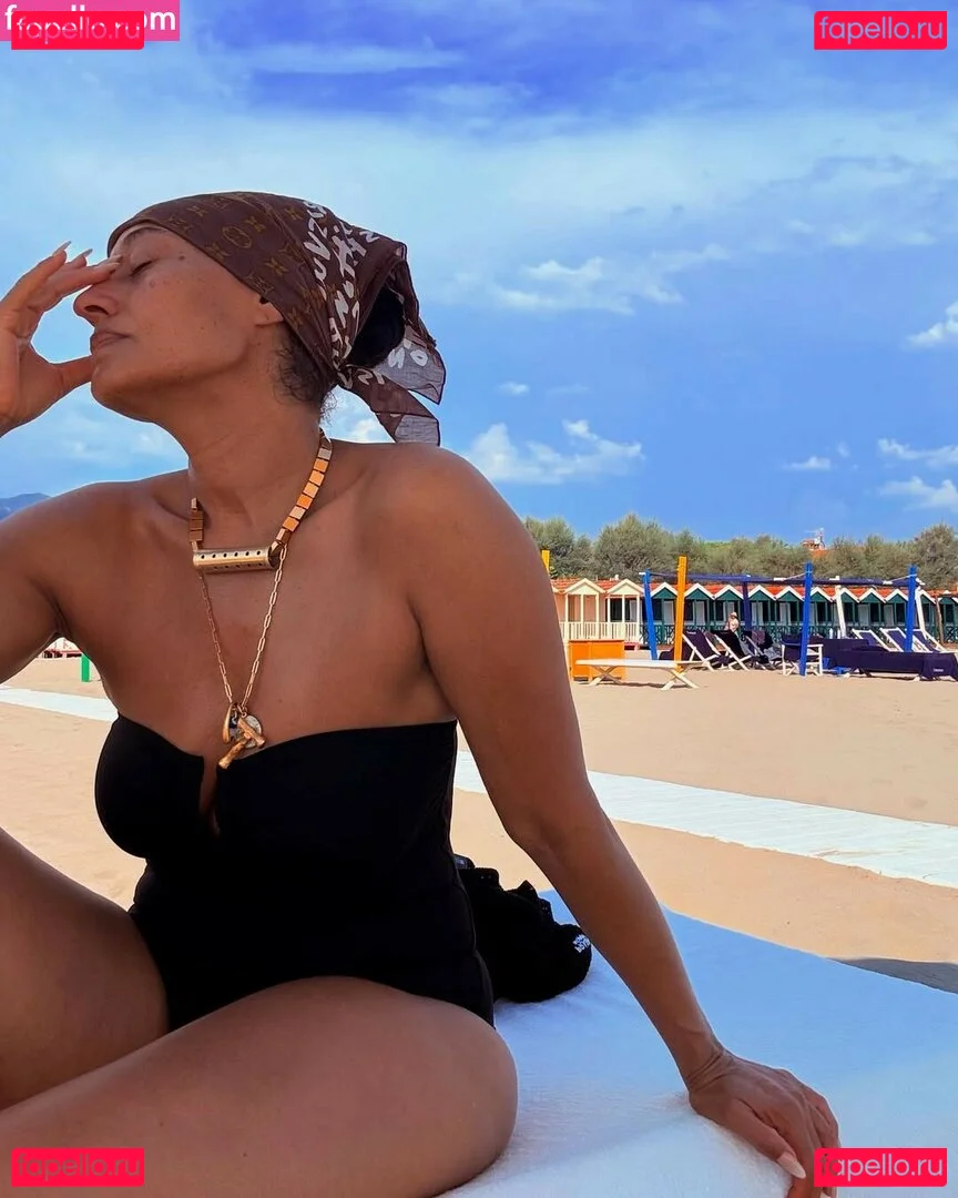 Tracee Ellis Ross Onlyfans Photo Gallery 