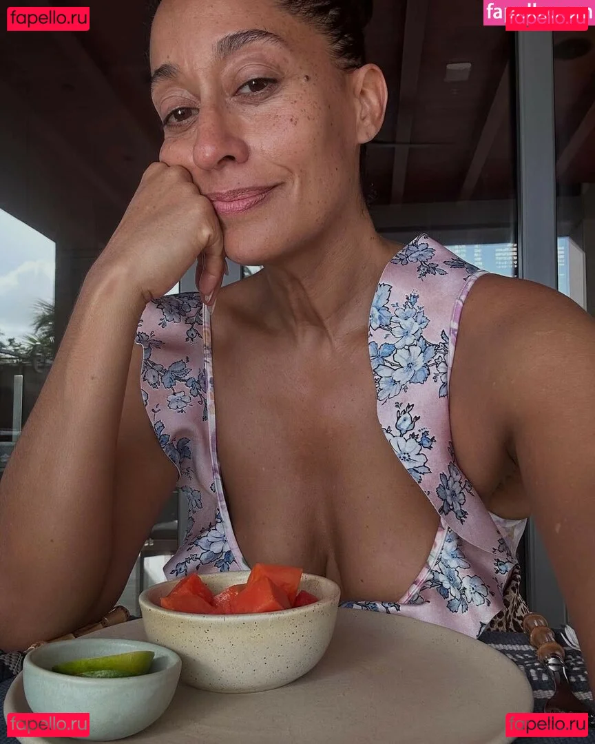 Tracee Ellis Ross Onlyfans Photo Gallery 