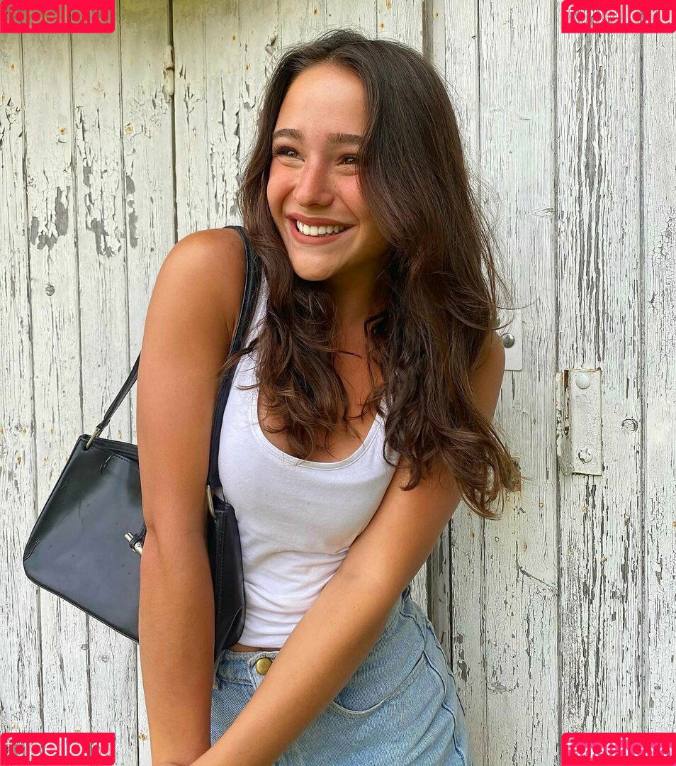 Jeanne Brem Onlyfans Photo Gallery 