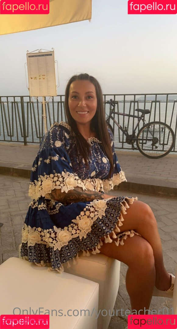 yourteacher01 Onlyfans Photo Gallery 