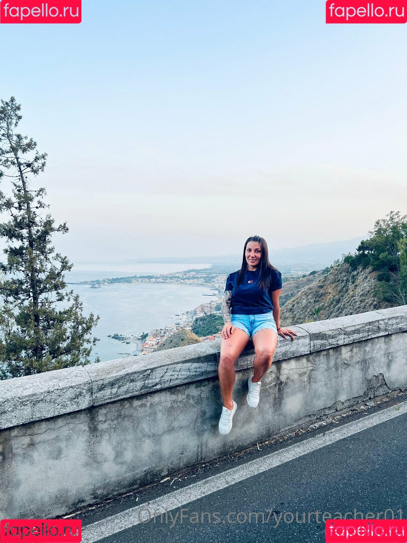 yourteacher01 Onlyfans Photo Gallery 