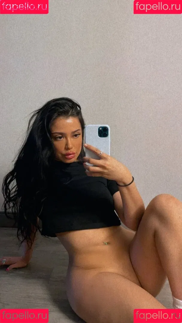 Yahaira Yumi Onlyfans Photo Gallery 