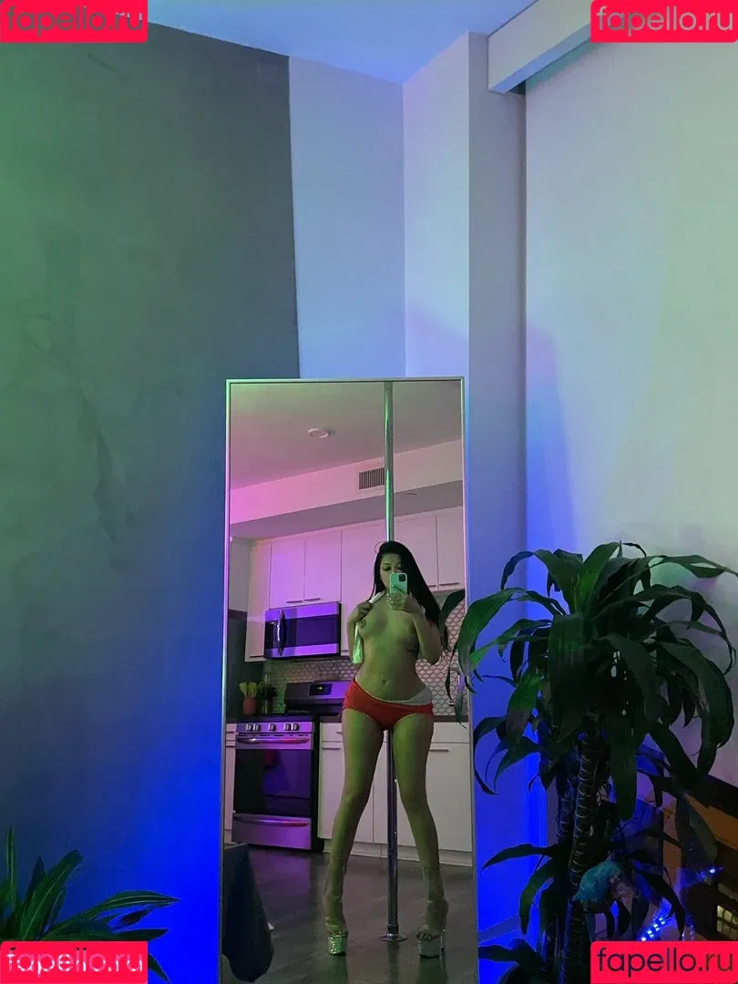 Yahaira Yumi Onlyfans Photo Gallery 