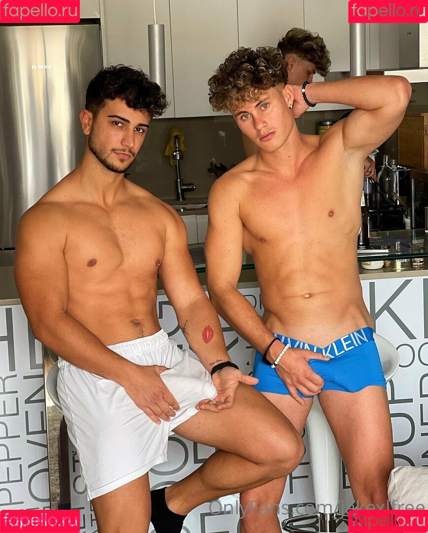 exoticboyfree Onlyfans Photo Gallery 