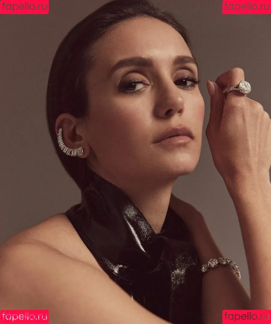 Nina Dobrev Onlyfans Photo Gallery 