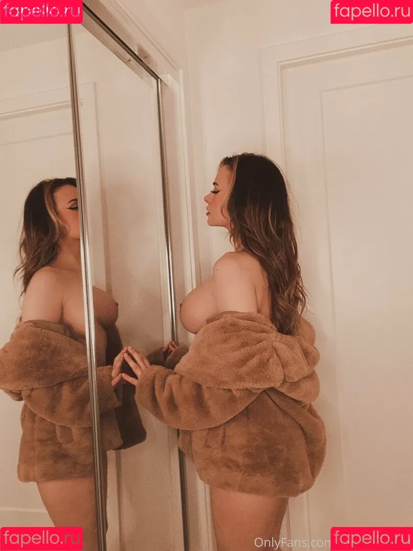avianaviolet Onlyfans Photo Gallery 