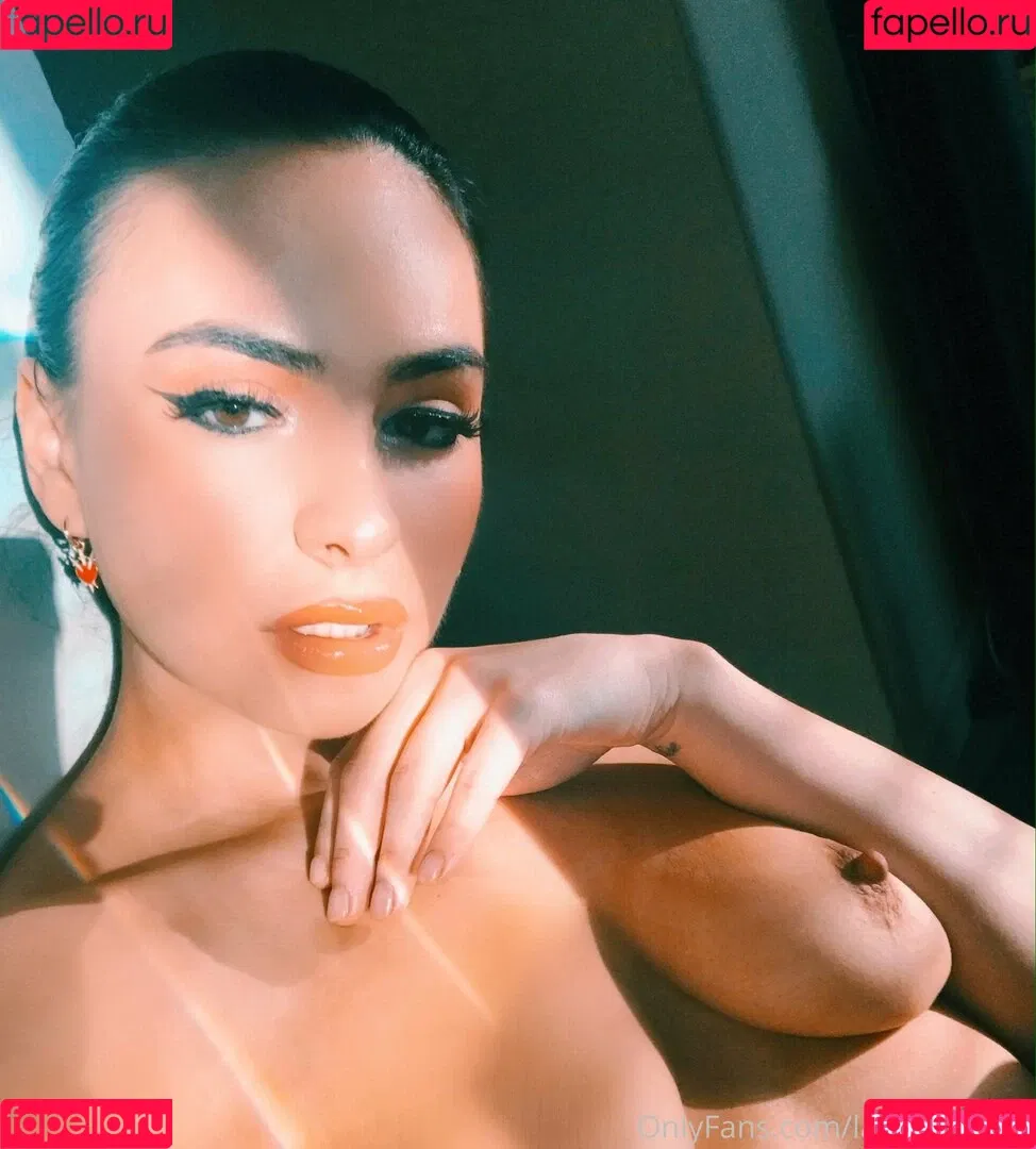 avianaviolet Onlyfans Photo Gallery 